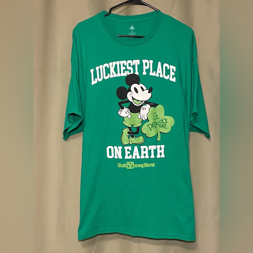 Mickey Mouse WDW Walt Disney World Luckiest Place On Earth T-Shirt XL